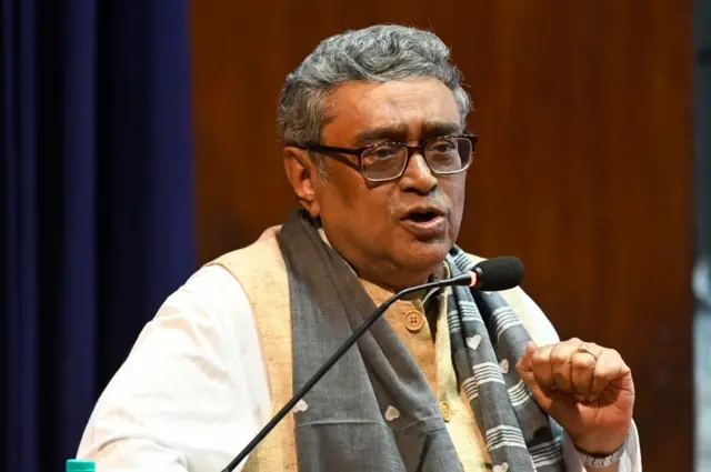 স্বপন দাশগুপ্ত