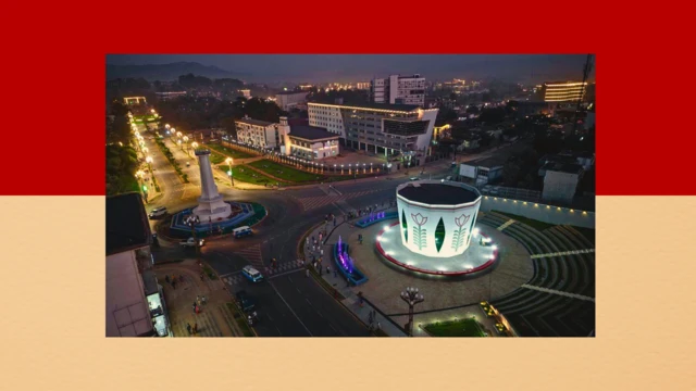 በኮሪደር ልማት አማካኝነት የተሰራውን የቡና ሲኒ ቅርጽ የያዘ አደባባይ የሚያሳይ ፎቶ