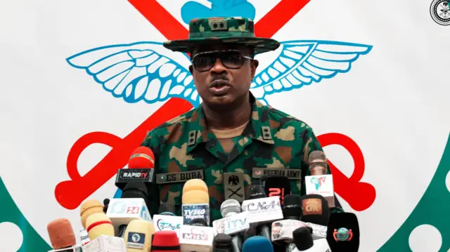 Daraktan harkokin yaɗa labarai na shalkwatar tsaron Najeriya, Manjo-Janar Edward Buba