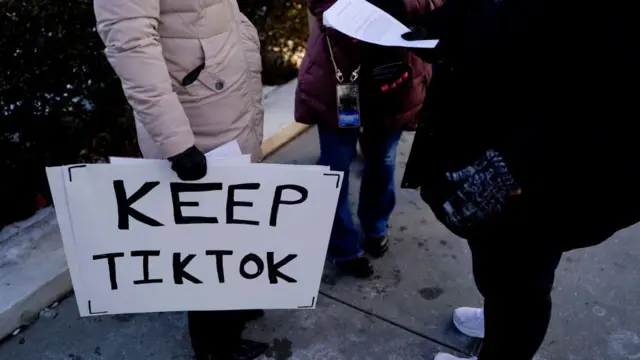 протест на захист ТікТок