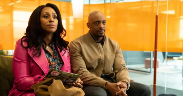 Curfew dizisinden bir sahne