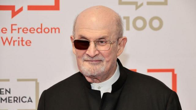 எழுத்தாளர் சல்மான் ருஷ்டி.