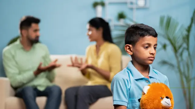 घटस्फोट 