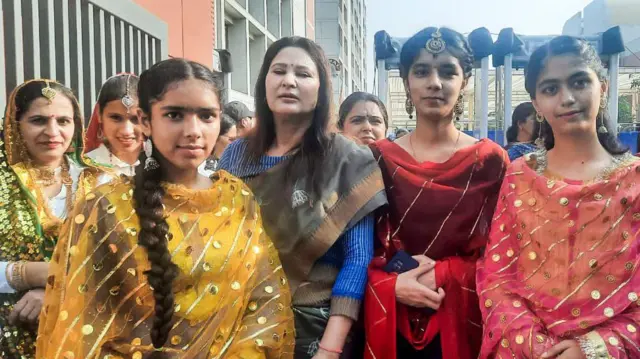 महिला आरक्षण विधेयक पारित होने के बाद बीजेपी समर्थकों ने पूरे देश में जश्न मनाया था.