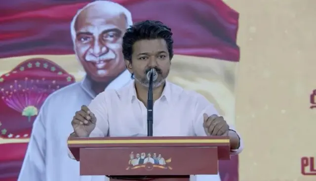 விஜய் எம்ஜிஆரை முன்வைத்து திமுகவை விமர்சனம் செய்வது ஏன்? தேர்தலில் இத்திட்டம் பலனளிக்குமா?