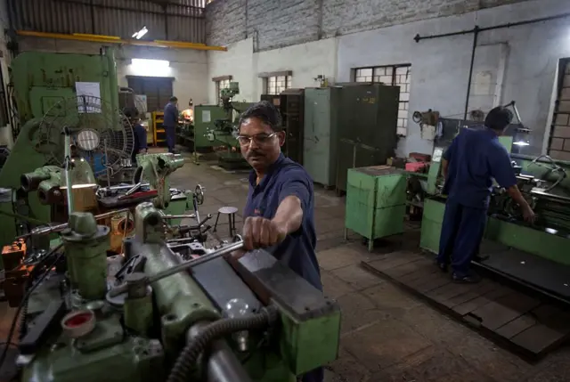 पुण्यातल्या एका कंपनीमधला फोटो 