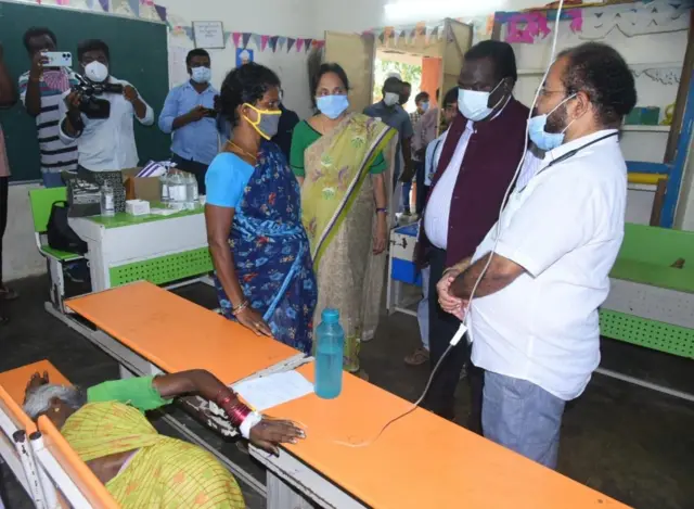 రోగులకు వైద్యం