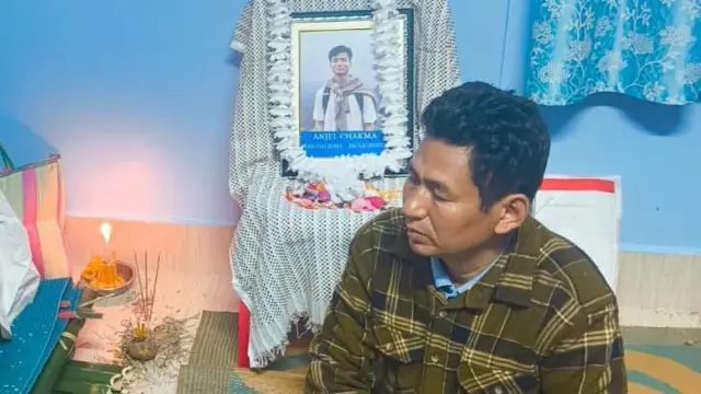 ఏంజల్ తండ్రి తరుణ్ ప్రసాద్ చక్మా మణిపూర్‌లో బీఎస్ఎఫ్ 50వ బెటాలియన్‌లో హెడ్ కానిస్టేబుల్‌