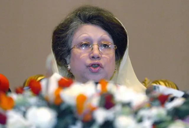 भ्रष्टाचाराचे आरोप आणि अटक