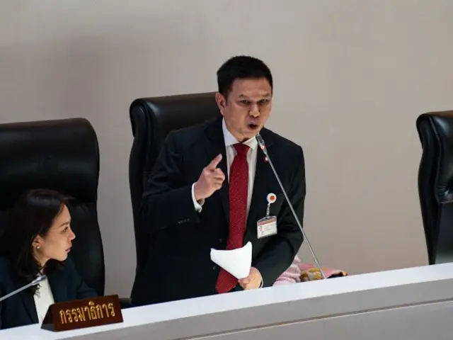 วรวัจน์ เอื้ออภิญญกุล ชี้แจงความจำเป็นของโครงการฝายแกนซีเมนต์ดิน