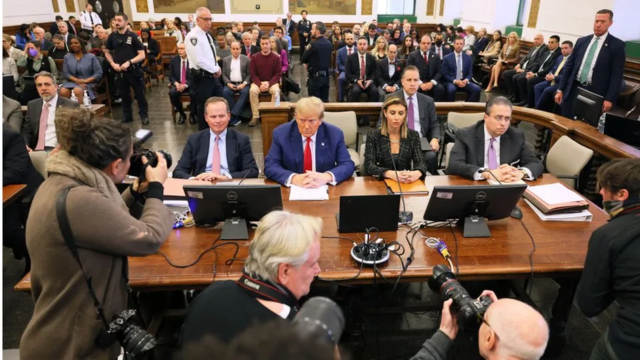 Ông Donald Trump tham dự phiên tòa xét xử gian lận ở New York