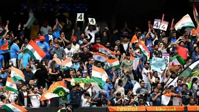 भारत आणि ऑस्ट्रेलिया या दोन्ही देशांमध्ये क्रिकेट हा अतिशय लोकप्रिय खेळ आहे.