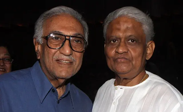 अभिनेते प्यारेलाल शर्मा आणि अमीन सयानी