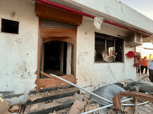 બનાસકાંઠા, ડીસા, બીબીસી ગુજરાતી, બ્લાસ્ટ, વિસ્ફોટ, મૃત્યુ, ફટાકડા, ફૅક્ટરી, મજૂર, ગુજરાત સરકાર, ન્યૂઝ, ગુજરાત, ગુજરાતી સમાચાર, એસઆઈટી, દીપક ટ્રેડર્સ