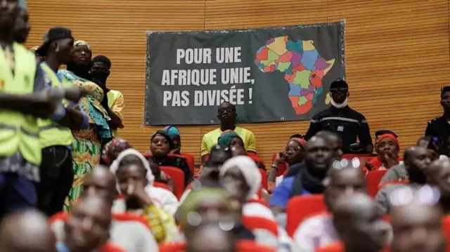 Jama'a sun halarci gangamin da hukumar matasa ta Mali ta shirya a Bamako babban birnin ƙasar ranar Lahadi.