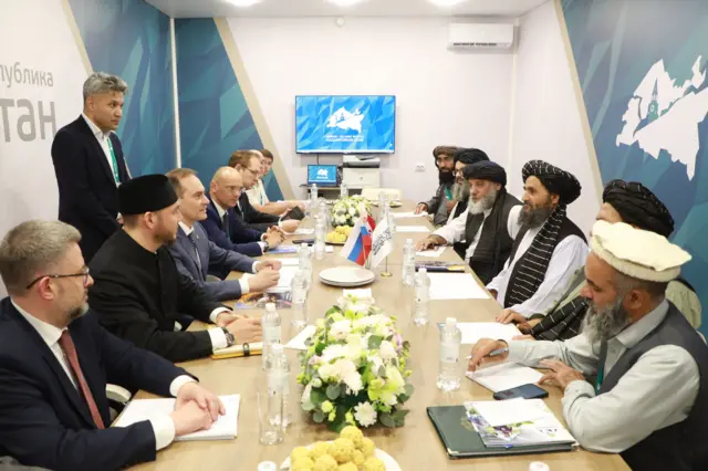 د طالبانو حکومت له روسیې سره دې وروستیو کلونو کې خپلې سیاسي او اقتصادي اړیکې پراخې کړي دي. 