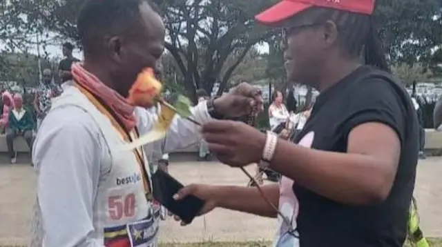 Prudence Dick et Joseph Kagiso Ndlovu.