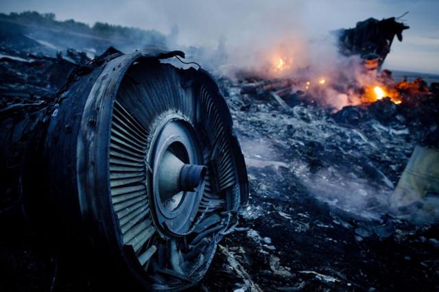 Один із двигунів збитого МН17 "Малайзійських авіаліній"