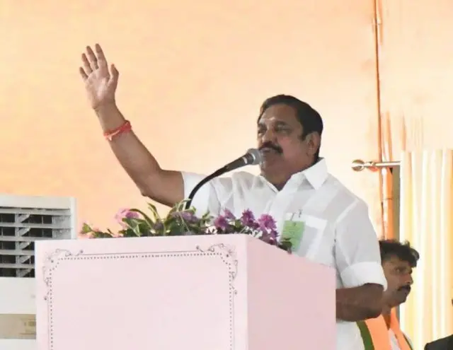 அதிமுக, ஓபிஎஸ், ஈபிஎஸ்