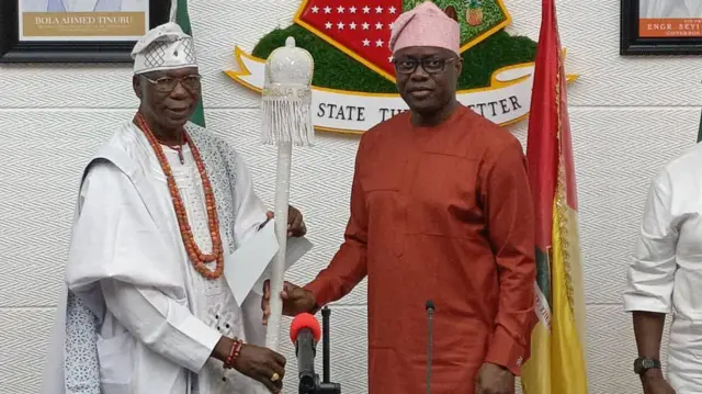 Gomina Makinde ati Oba Adegbola