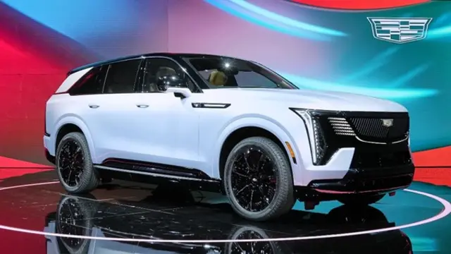 کادیلاک اسکلید IQ