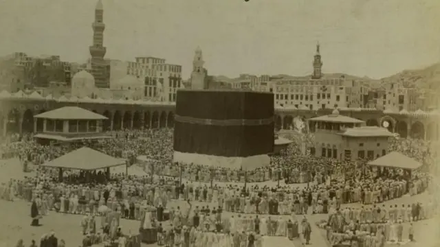 Kâbe'nin 1901'de çekilmiş bir fotoğrafı.