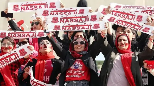 طرفداران زن نساجی