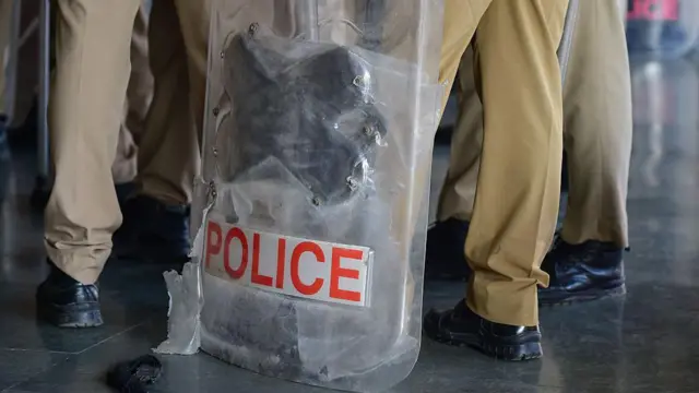 भारतात कोठडीमधील मृत्यूची प्रकरणं अनेकदा समोर येतात.