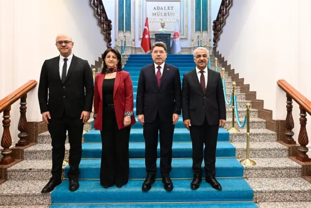 DEM Parti İmralı Heyeti üyeleri ve Adalet Bakanı Yılmaz Tunç 