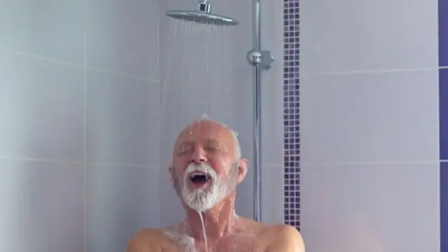 સ્નાન, બીબીસી, ગુજરાતી