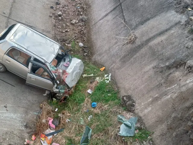 नातीचा वाढदिवस साजरा करून परतताना गाडी कालव्यामध्ये कोसळून 6 ठार