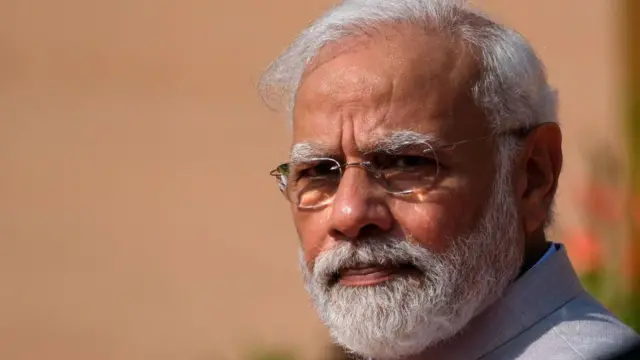 नरेंद्र मोदी