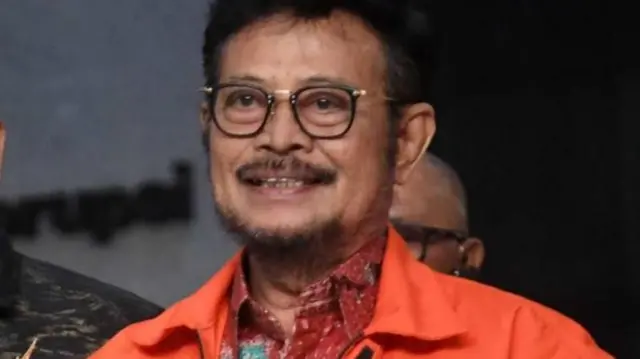 Mantan Menteri Pertanian (Mentan) Syahrul Yasin Limpo didakwa menerima gratifikasi dari sejumlah pejabat Kementerian Pertanian yang digunakan untuk keperluan pribadinya.