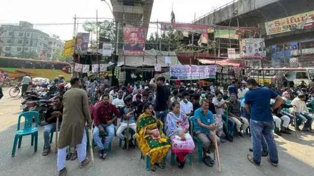 ঢাকার যাত্রাবাড়িতে শান্তি সমাবেশ করে আওয়ামী লীগ