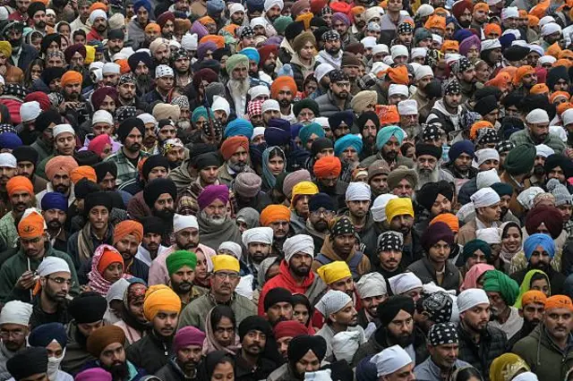 ਜਾਣਕਾਰੀ ਮੁਤਾਬਕ ਜਨਗਣਨਾ ਦੌਰਾਨ 100 ਤੋਂ ਵੱਧ ਸਵਾਲ ਪੁੱਛੇ ਜਾਣਗੇ