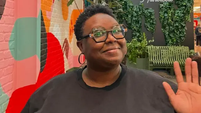 ਏਰੀਕਾ ਐਲਨਿਊਸ 