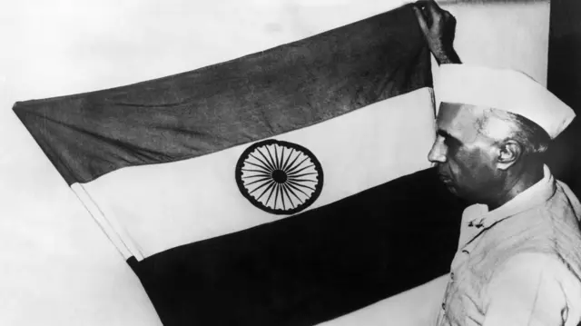 RSS, આરએસએસ, હિન્દુત્ત્વ, ભાજપ, ભારતનું રાજકારણ, સંધ, રાષ્ટ્રધ્વજ, જાતિવ્યવસ્થા, ભારતનું બંધારણ, બીબીસી ગુજરાતી