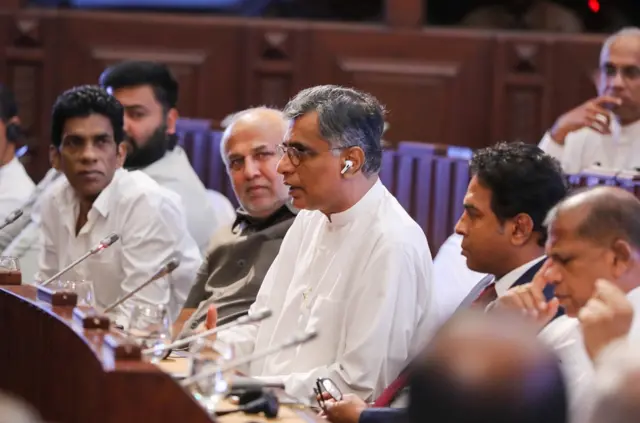 75வது சுதந்திர தினத்திற்கு முன்பாக இலங்கை இனப் பிரச்சினைக்கு தீர்வு கிடைப்பது சாத்தியமா? 