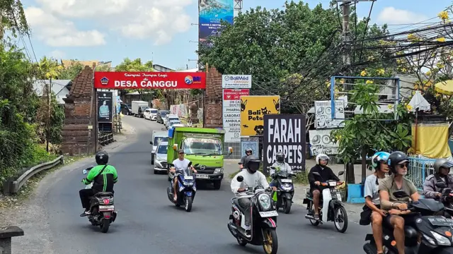 Kondisi lalu lintas umum di Canggu pada 6 September 2025.