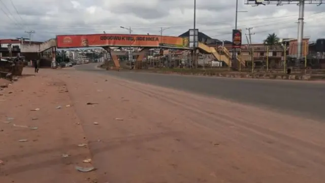 Ụzọ tọgbọ chakoo n'Awka