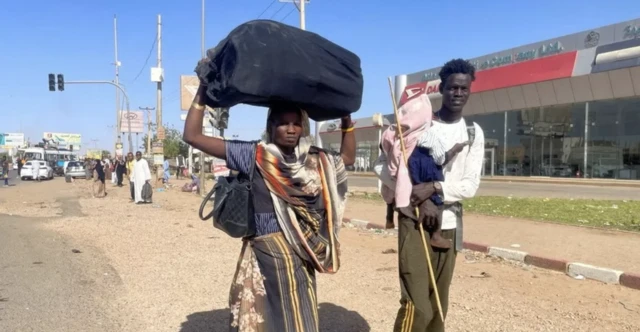 خروج مردم از خارطوم، پنج‌شنبه