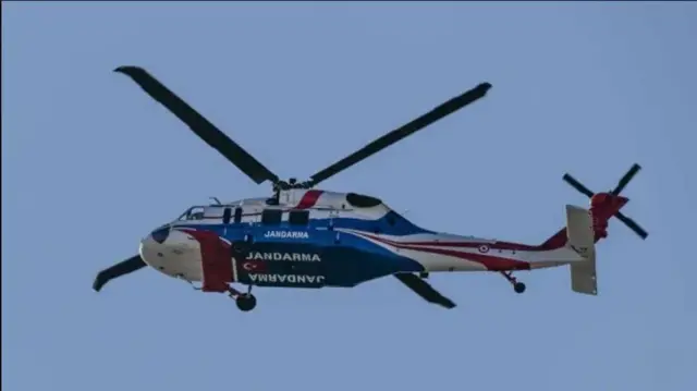 Окуя болгон жерге келген тик учак