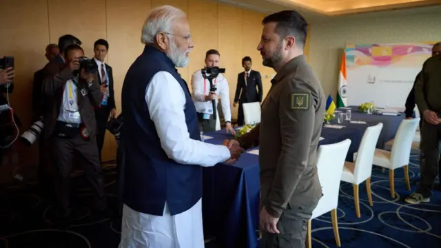 प्रधानमंत्री मोदी और ज़ेलेंस्की 