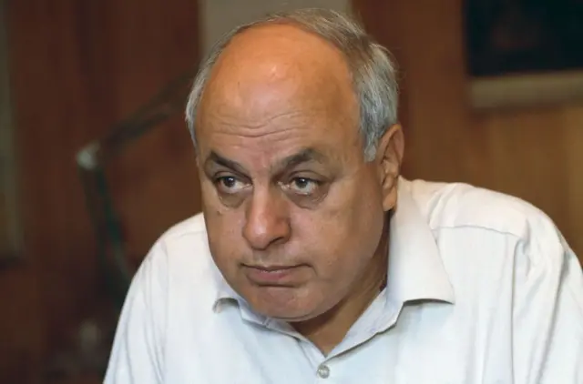 चरमपंथियों को छोड़ने के लिए तैयार नहीं थे अब्दुल्ला