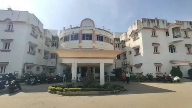 సాయి ఇంటర్నేషల్ హోటల్ 