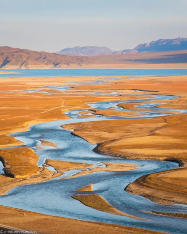 Суу - өмүр, суу - кан тамыр...