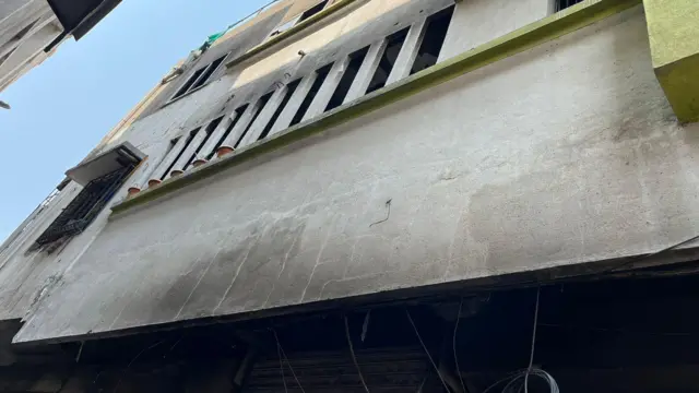 या इमारतीत आगीची घटना घडली आणि 7 जणांचा मृत्यू झाला.