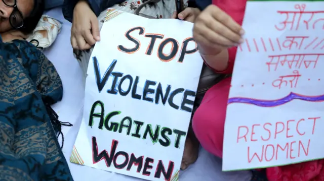 પ્રતીકાત્મક તસવીર