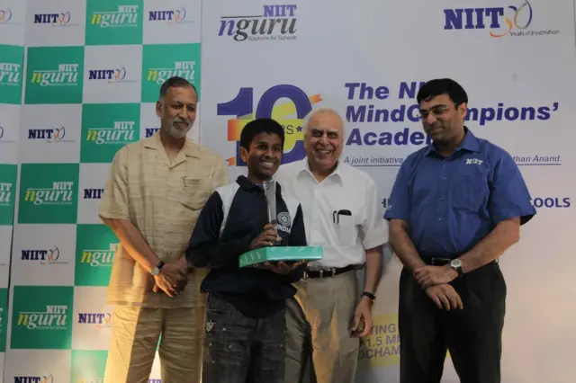 மேக்னெஸ் கார்ல்செனை வீழ்த்திய கார்த்திகேயன்