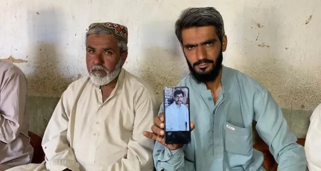 دھماکے میں ہلاک ہونے والوں کے لواحقین